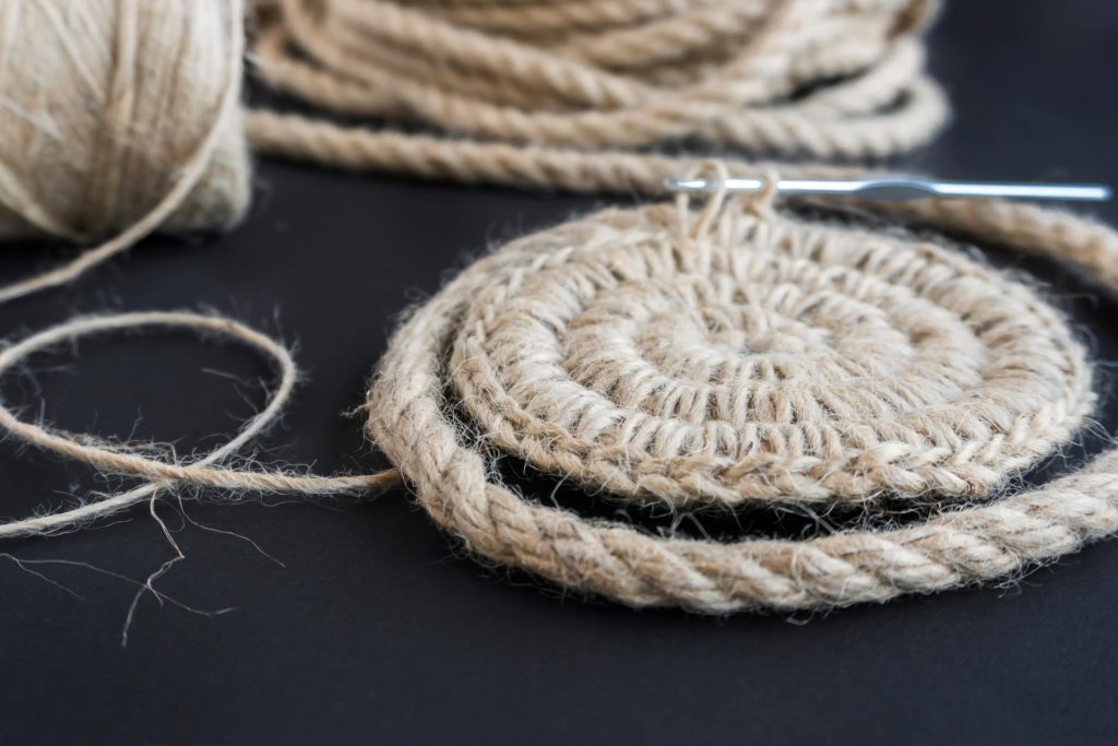 Utiliza cuerda gruesa para tus creaciones DIY