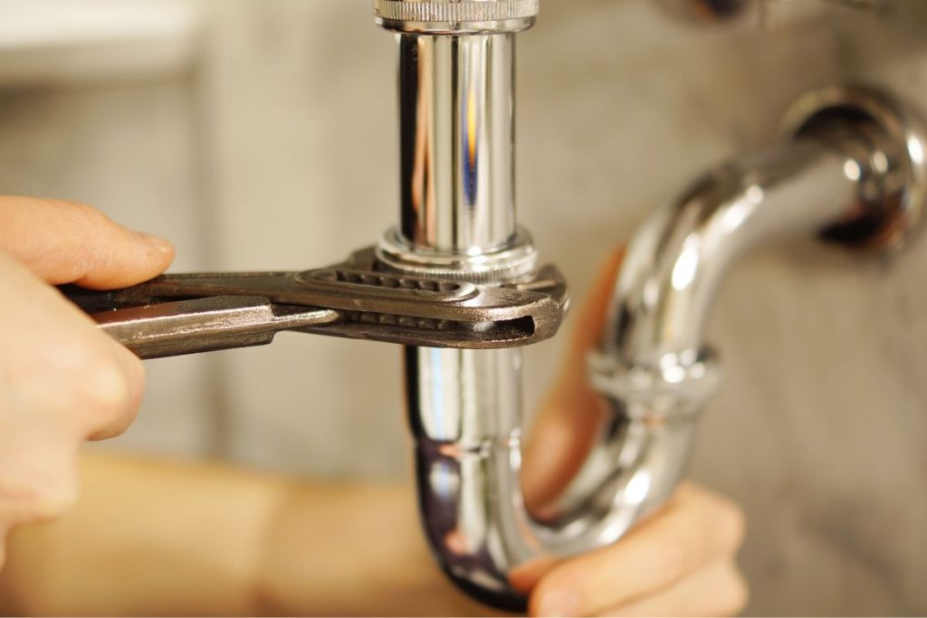 Fugas de agua en casa: Cómo prevenirlas y solucionarlas